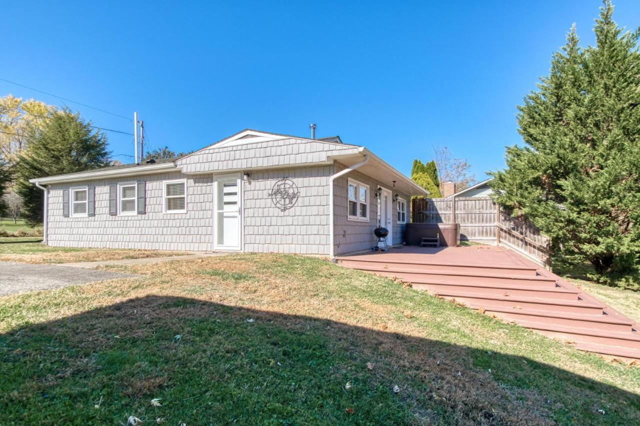 House On The New River, 3Br, 20 Minutes From Vt Radford Exterior foto