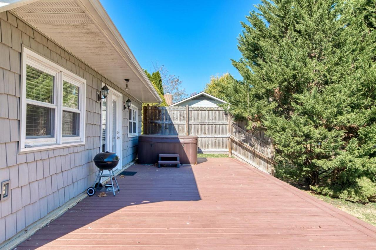 House On The New River, 3Br, 20 Minutes From Vt Radford Exterior foto